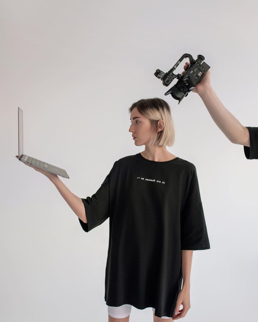 свитшот znwr. Znwr одежда москва. Znwr одежда. Znwr шоурум. Divine dakota hoody.