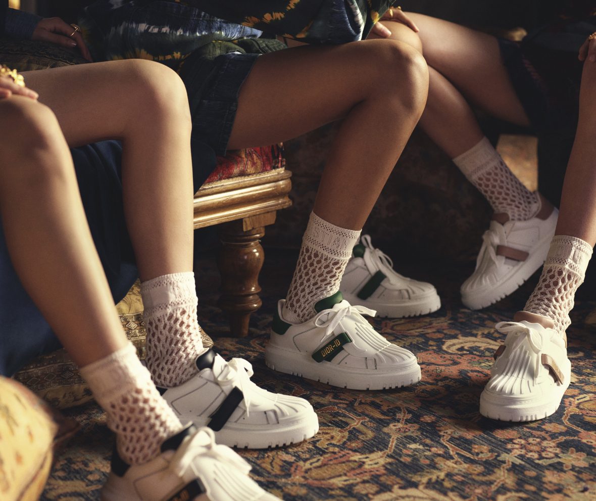 Новые кроссовки Dior-ID – для образа в стиле преппи 
