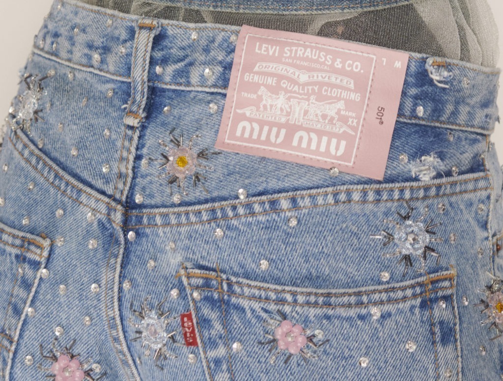 Новая жизнь денима: коллекция Upcyсled by Miu Miu