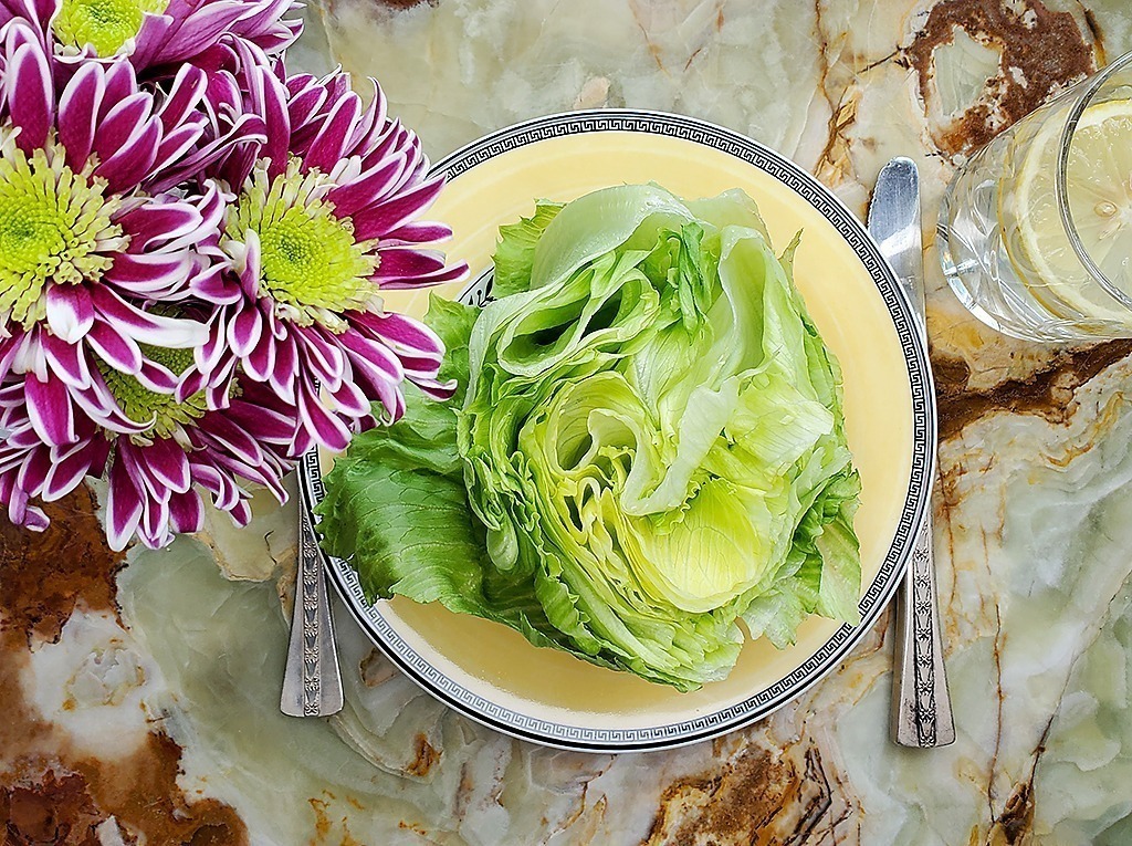 ЗОЖ по-французски: как вкусно есть и сохранять фигуру? Рассказывает эксперт по этикету Ксения Ферзь